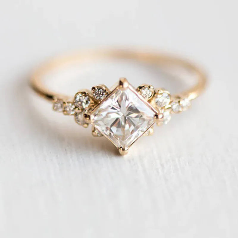 Karen | Delicate Jewelry with Timeless Charm
