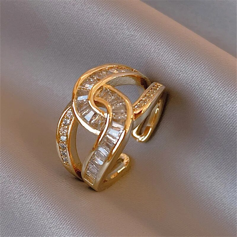 Unity | Symbolic Jewelry That Connects You to What Matters