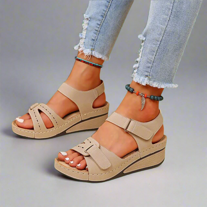 Lauren | Elegant orthopedic sandals for summer