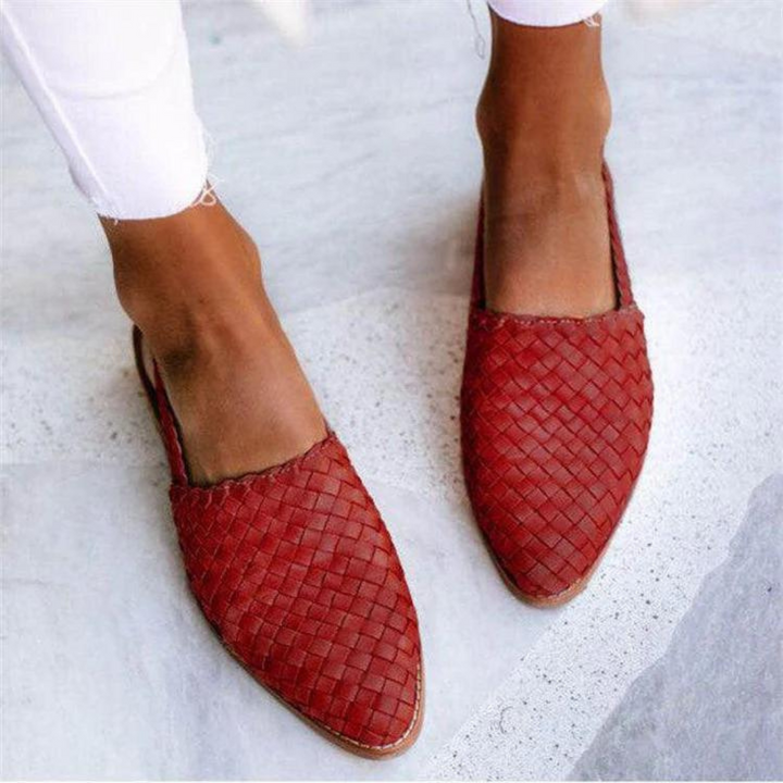 Siena | Handcrafted Flat Sandals with Timeless Comfort