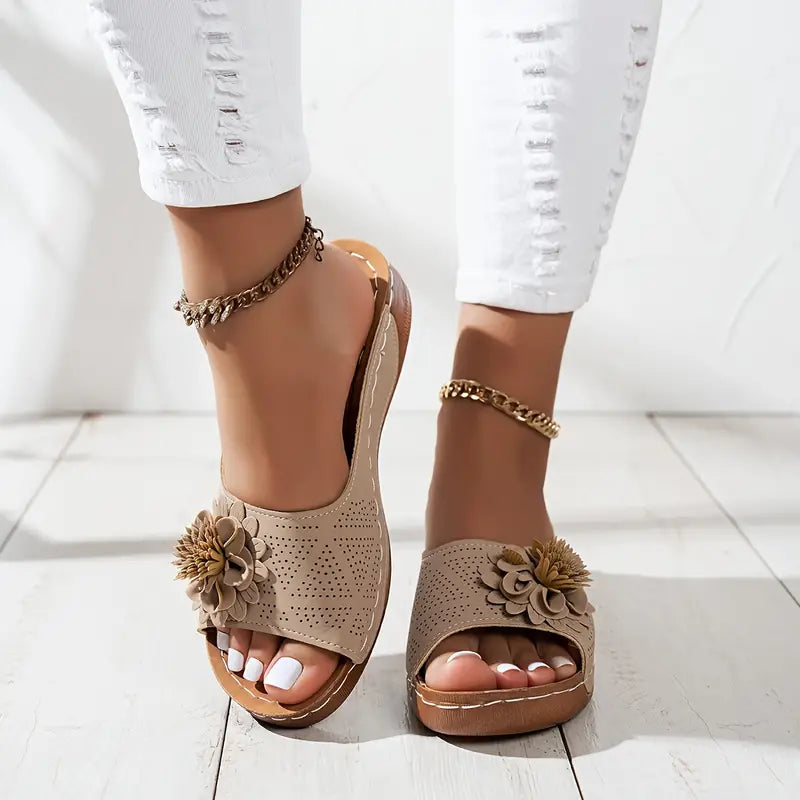 Flora | Floral Orthopedic Sandals with All-Day Comfort