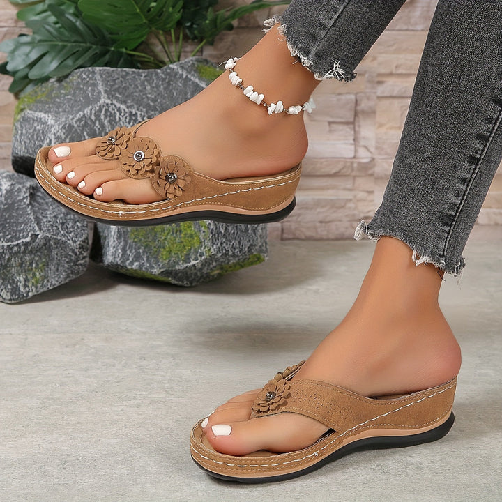 Lauren | Supportive Sandals for Everyday Ease