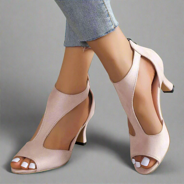 Charlotte | Timeless heels with a feminine silhouette