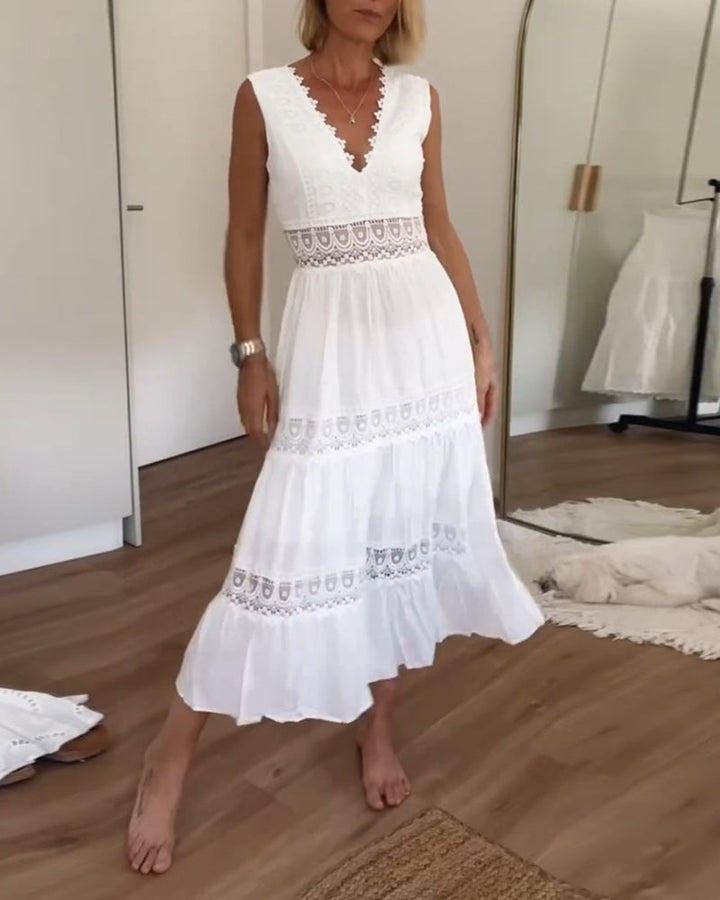 Bella | Flowing Lace Dress for Elegant Moments