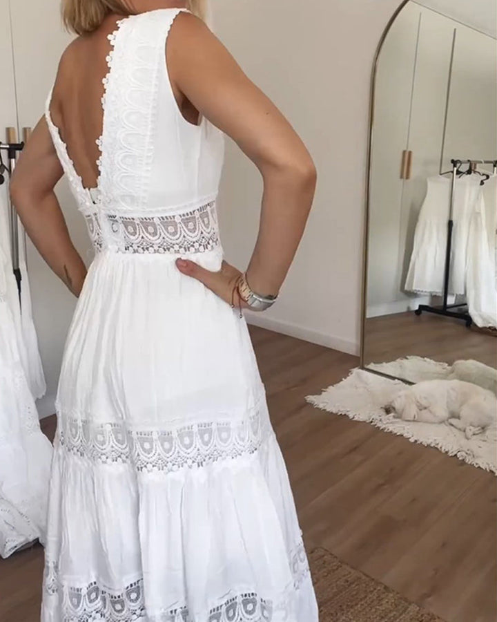 Bella | Flowing Lace Dress for Elegant Moments