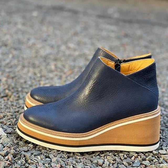Deborah | Stylish boots for versatile outfits