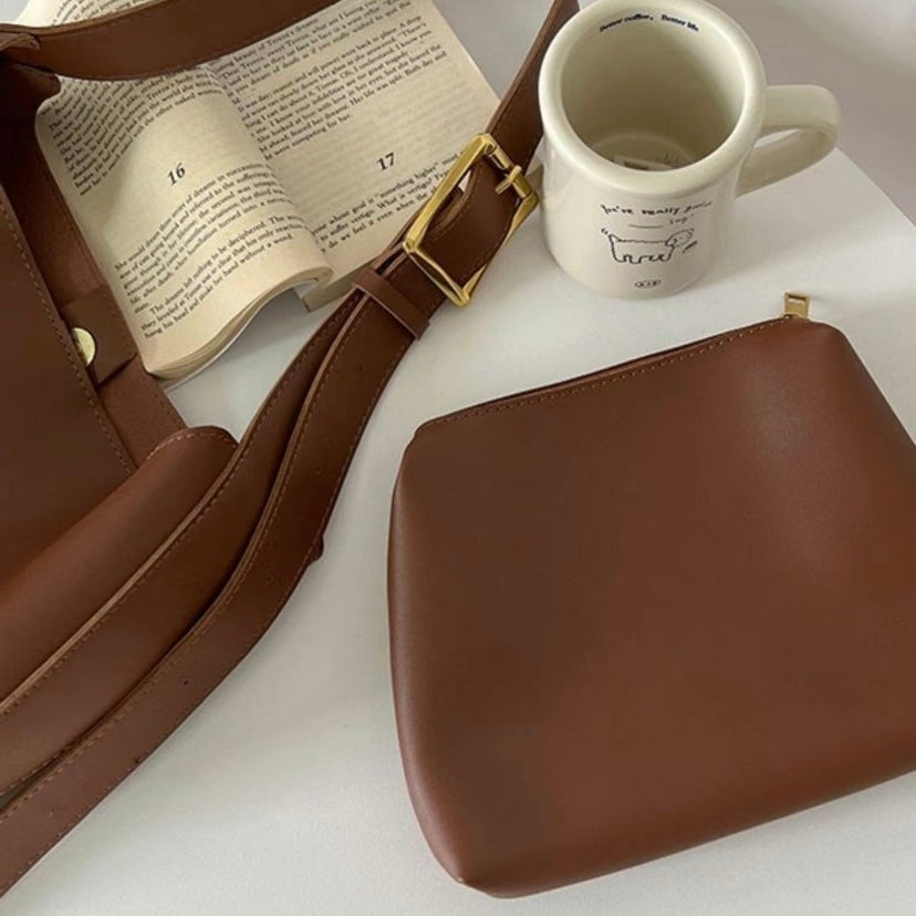 Julie | Timeless bag with refined design
