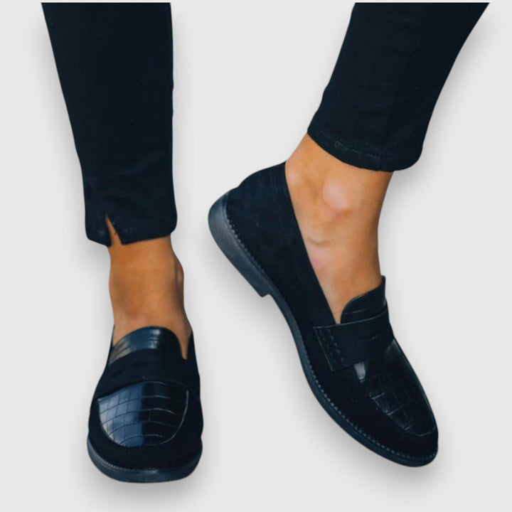 Liny | Classic loafers with clean design