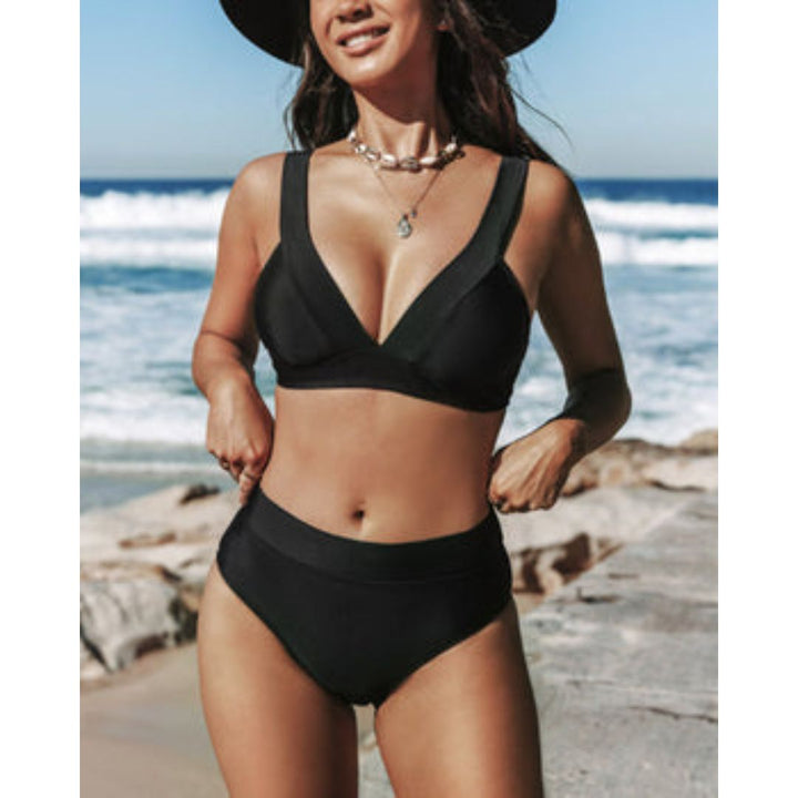Hilde | Elegant High-Neck Swimsuit for Confident Movement