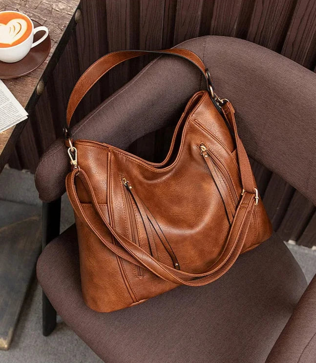 Blanche | Stylish handbag made of leather