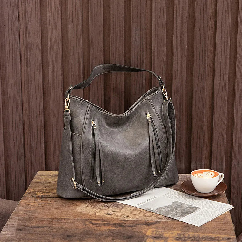 Blanche | Stylish handbag made of leather