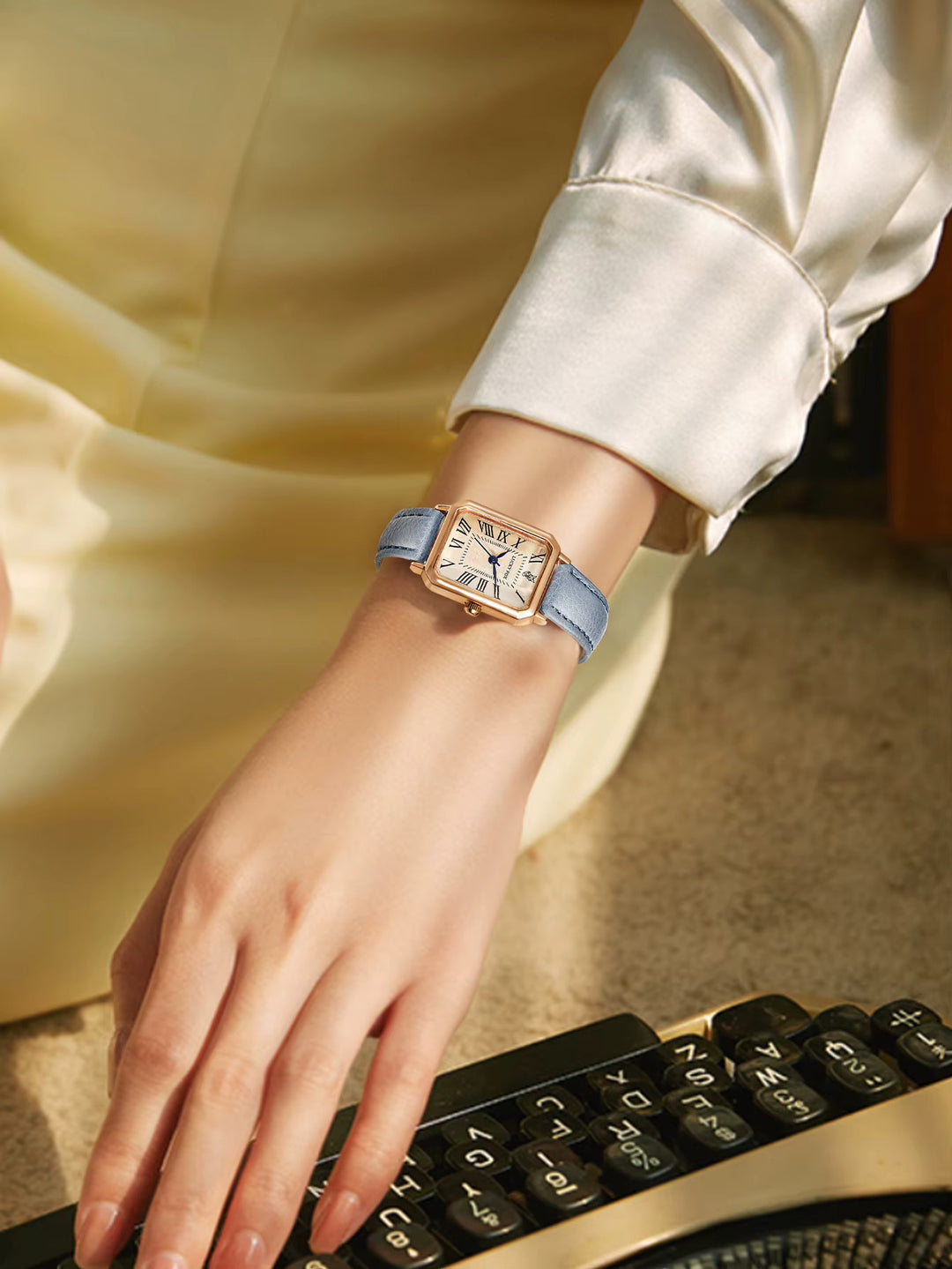 Ruby | Square dial fashion watch