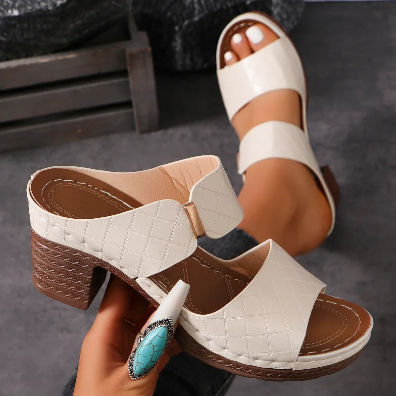 Beatrice | Effortlessly Elegant Block Heel Sandals