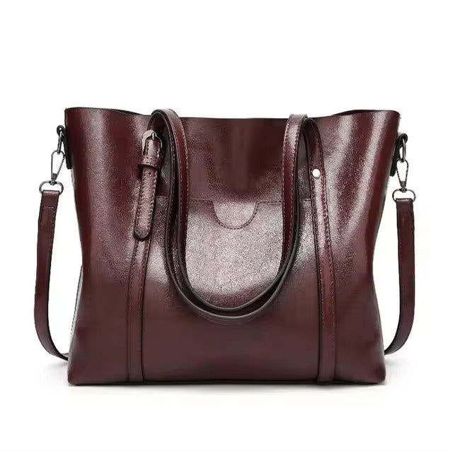 Louisa | Stylish leather bag for everyday and business use