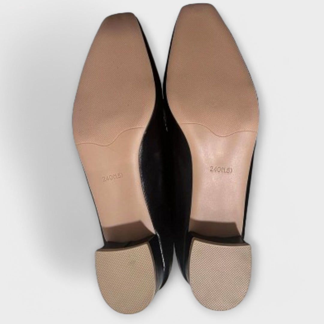 Monika | Classic loafers with timeless design