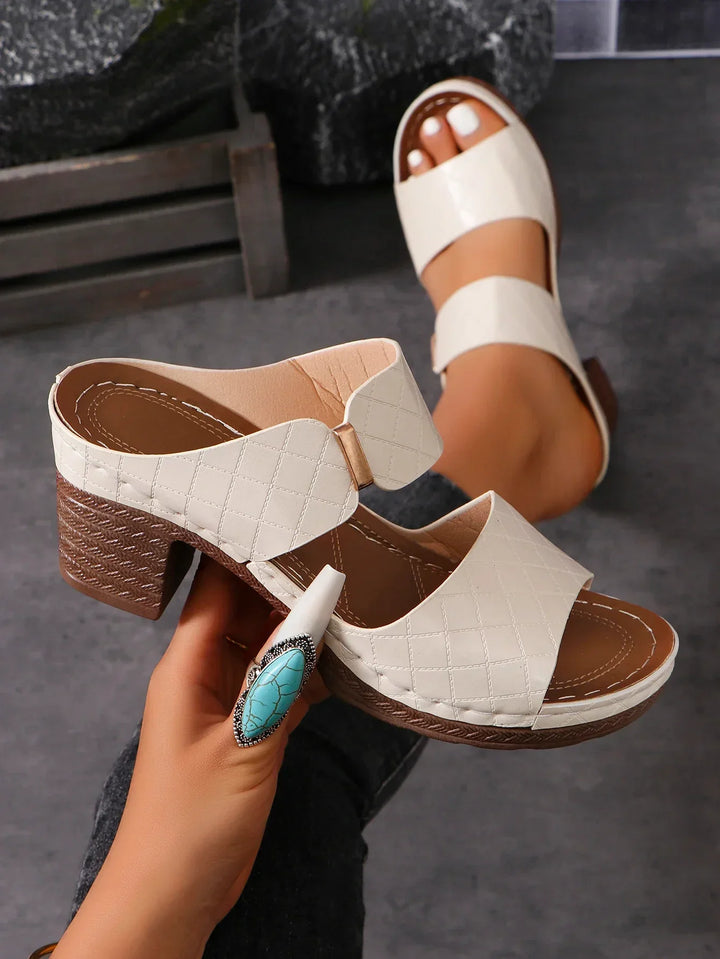 Beatrice | Effortlessly Elegant Block Heel Sandals