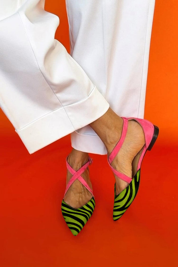 Violet | Flat Sandals with Subtle Ankle Straps