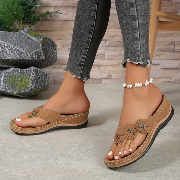 Lauren | Supportive Sandals for Everyday Ease