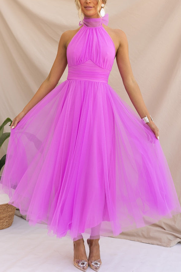 Elsie | Effortless Elegance in a Flowing Robe