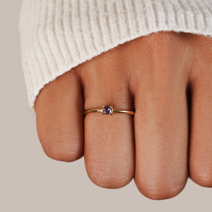 Julie | Birthstone Ring with a Personal Touch