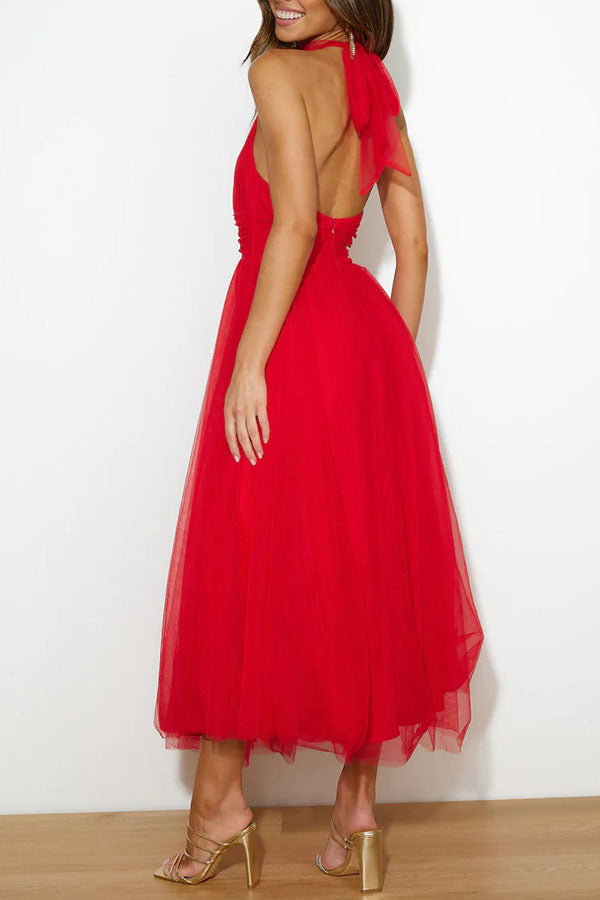 Elsie | Effortless Elegance in a Flowing Robe
