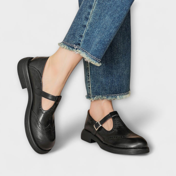 Ariadne | Classic Strap Flats for Everyday Ease