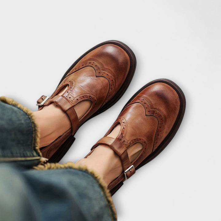 Ariadne | Classic Strap Flats for Everyday Ease