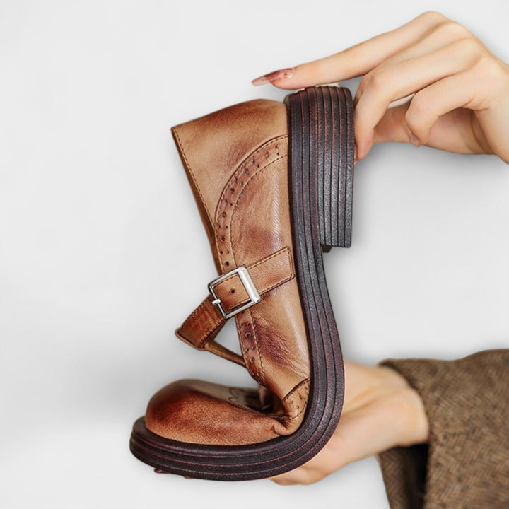 Ariadne | Classic Strap Flats for Everyday Ease