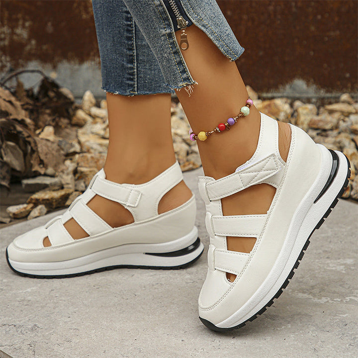 Lara | Cushioned Sandals with Adjustable Fit