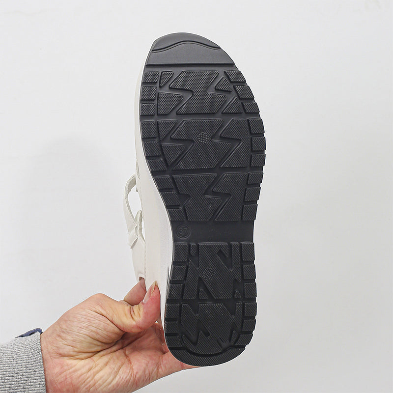 Lara | Cushioned Sandals with Adjustable Fit